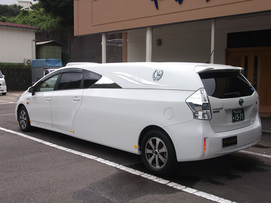 リムジン霊柩車 リムジン霊柩車